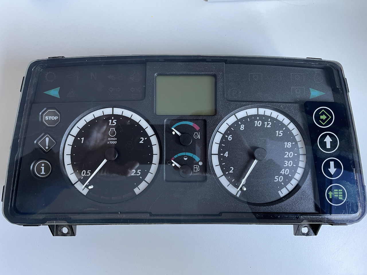 John Deere 6105M 6115M 6125M 6140M 6170M - licznik zegary AL215155 - Komandna tabla za Poljoprivredna mašina: slika 1 John Deere 6105M 6115M 6125M 6140M 6170M - licznik zegary AL215155 - Komandna tabla za Poljoprivredna mašina: slika 1