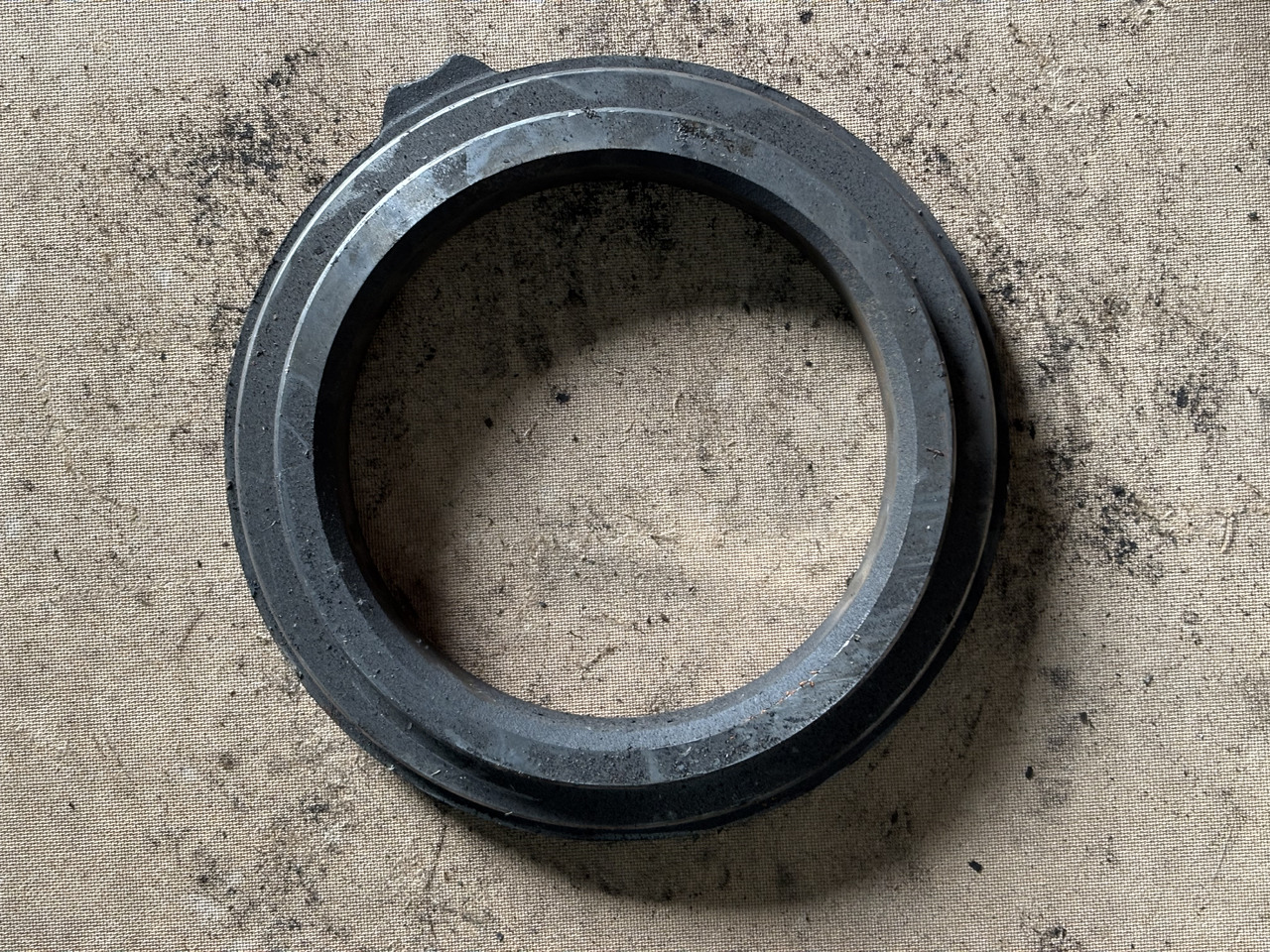 John Deere 6140 6800 6900 7420 7500 Docisk Hamulca Płytka R125127 - Delovi kočnica za Poljoprivredna mašina: slika 3 John Deere 6140 6800 6900 7420 7500 Docisk Hamulca Płytka R125127 - Delovi kočnica za Poljoprivredna mašina: slika 3