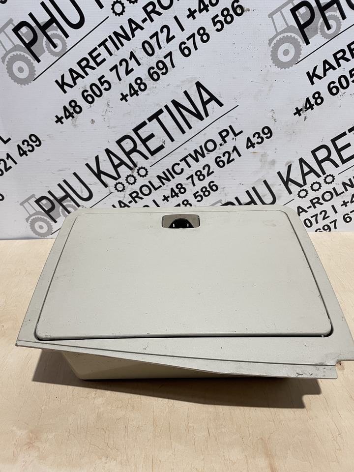 John Deere 6920S - schowek L153749 - Kabina i enterijer za Poljoprivredna mašina: slika 1 John Deere 6920S - schowek L153749 - Kabina i enterijer za Poljoprivredna mašina: slika 1