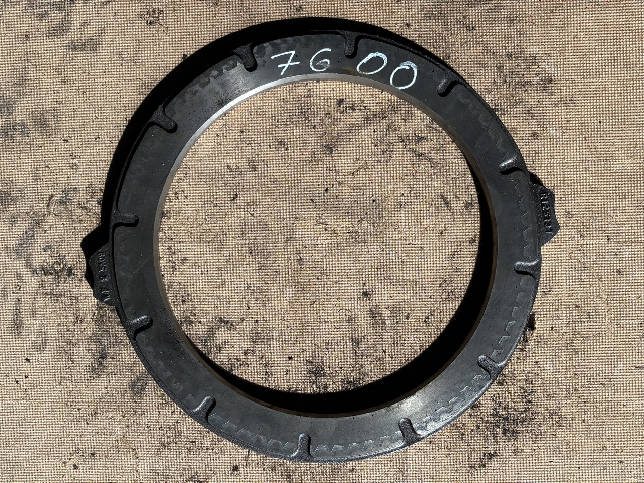 John Deere 7600 7610 7810 7720 7810 Docisk Hamulca Płytka R125137 - Delovi kočnica za Poljoprivredna mašina: slika 1 John Deere 7600 7610 7810 7720 7810 Docisk Hamulca Płytka R125137 - Delovi kočnica za Poljoprivredna mašina: slika 1