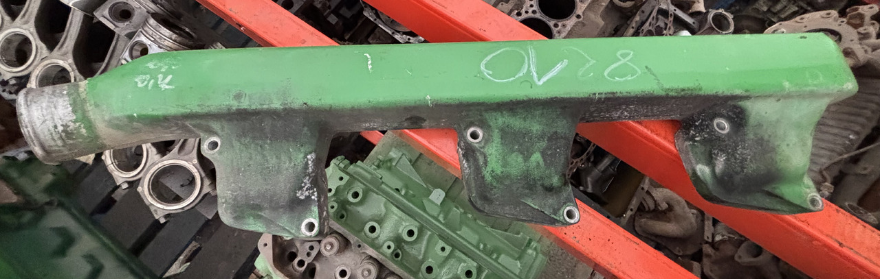John Deere 8210 Kolektor Dolotowy R503413 R116727 - Usisna grana za Poljoprivredna mašina: slika 1 John Deere 8210 Kolektor Dolotowy R503413 R116727 - Usisna grana za Poljoprivredna mašina: slika 1
