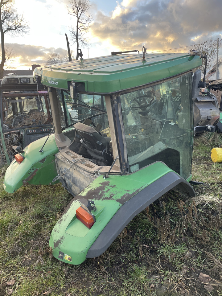 John Deere 8210 - kabina dach fotel błotniki plastiki lampy - Kabina za Poljoprivredna mašina: slika 5 John Deere 8210 - kabina dach fotel błotniki plastiki lampy - Kabina za Poljoprivredna mašina: slika 5