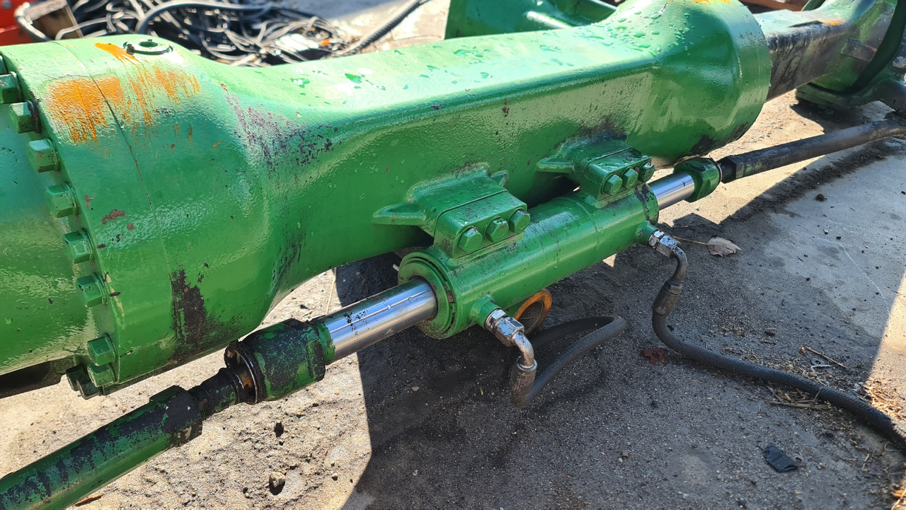 John Deere 8600 Siłownik mostu tylnego Osi tylnej AXE53239 - Kočioni cilindar za Poljoprivredna mašina: slika 1 John Deere 8600 Siłownik mostu tylnego Osi tylnej AXE53239 - Kočioni cilindar za Poljoprivredna mašina: slika 1