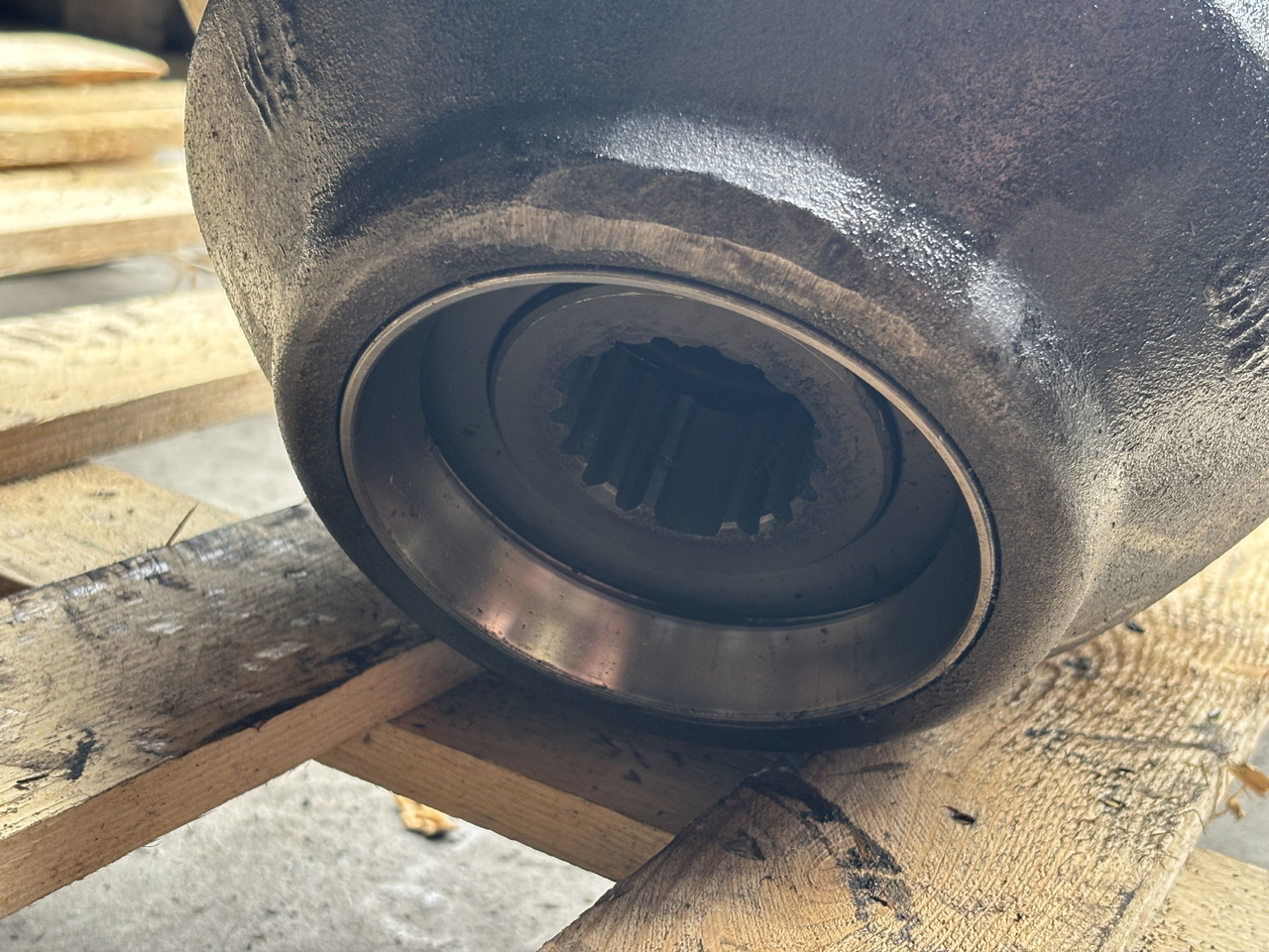 John Deere Mechanizm Różnicowy Reduktor R129583 R255179 R253935 R253934 R290636 - Diferencijalna brzina za Poljoprivredna mašina: slika 2 John Deere Mechanizm Różnicowy Reduktor R129583 R255179 R253935 R253934 R290636 - Diferencijalna brzina za Poljoprivredna mašina: slika 2