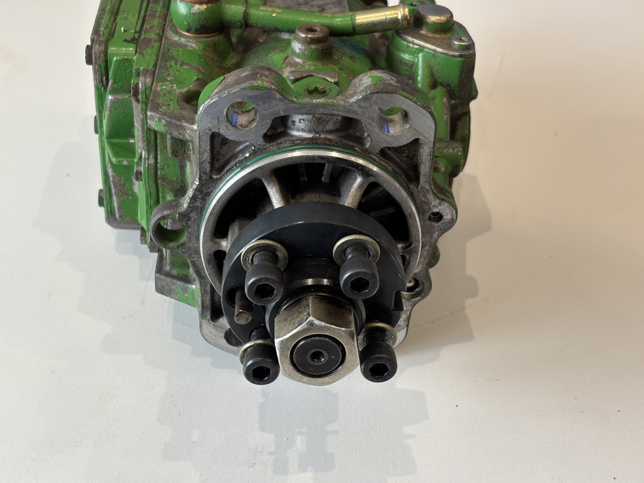 John Deere VP44 6920 6930 6820 Pompa Wtryskowa Bosch 0470506018 RE501275 - Pumpa za gorivo za Poljoprivredna mašina: slika 4 John Deere VP44 6920 6930 6820 Pompa Wtryskowa Bosch 0470506018 RE501275 - Pumpa za gorivo za Poljoprivredna mašina: slika 4