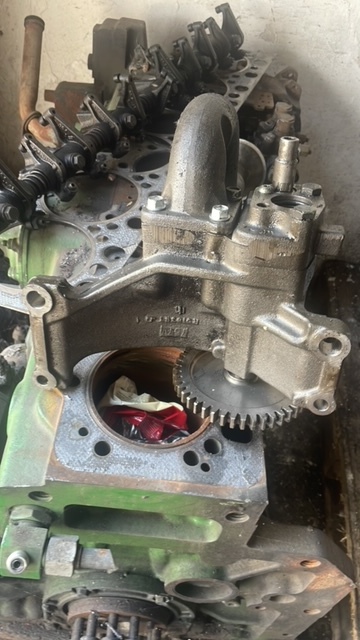 John deere 6090 pompa oleju silnika - Pumpa za ulje za Poljoprivredna mašina: slika 1 John deere 6090 pompa oleju silnika - Pumpa za ulje za Poljoprivredna mašina: slika 1