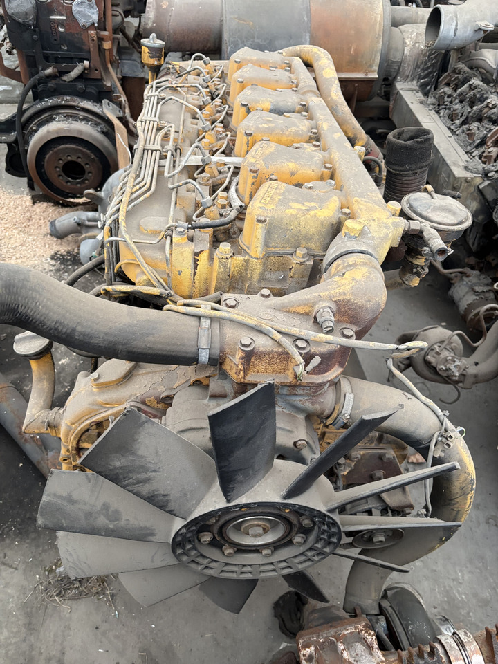 Liebherr D906TB D 904 TB Silnik Kompletny Blok Koło Zamachowe Wał Korbowy Pokrywa Miska CZĘŚCI - Zamajac za Poljoprivredna mašina: slika 1 Liebherr D906TB D 904 TB Silnik Kompletny Blok Koło Zamachowe Wał Korbowy Pokrywa Miska CZĘŚCI - Zamajac za Poljoprivredna mašina: slika 1