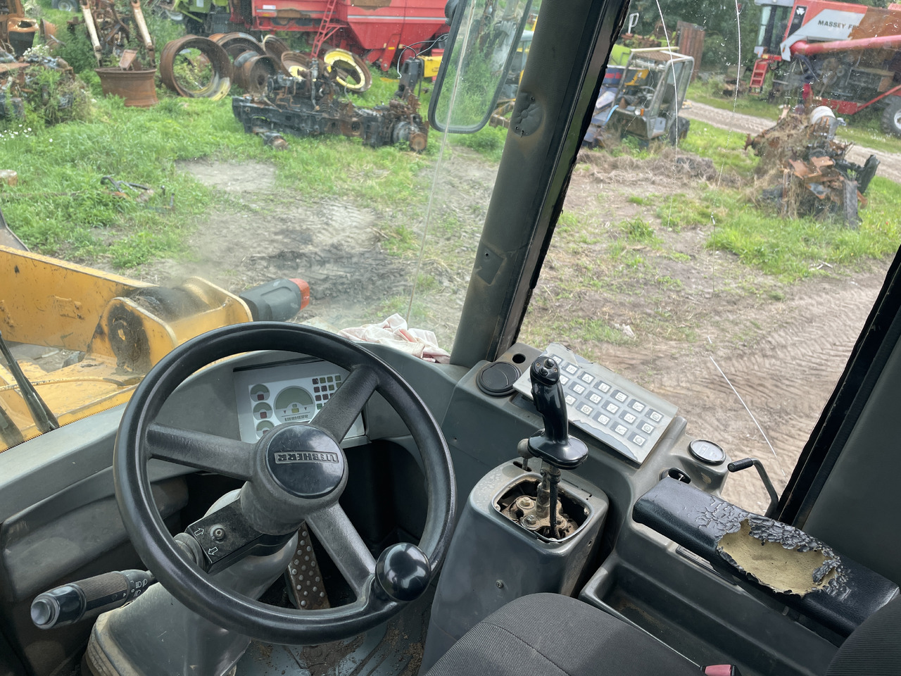 Liebherr L544 - na części - most kabina skrzynia biegów silnik - Menjač za Poljoprivredna mašina: slika 5 Liebherr L544 - na części - most kabina skrzynia biegów silnik - Menjač za Poljoprivredna mašina: slika 5