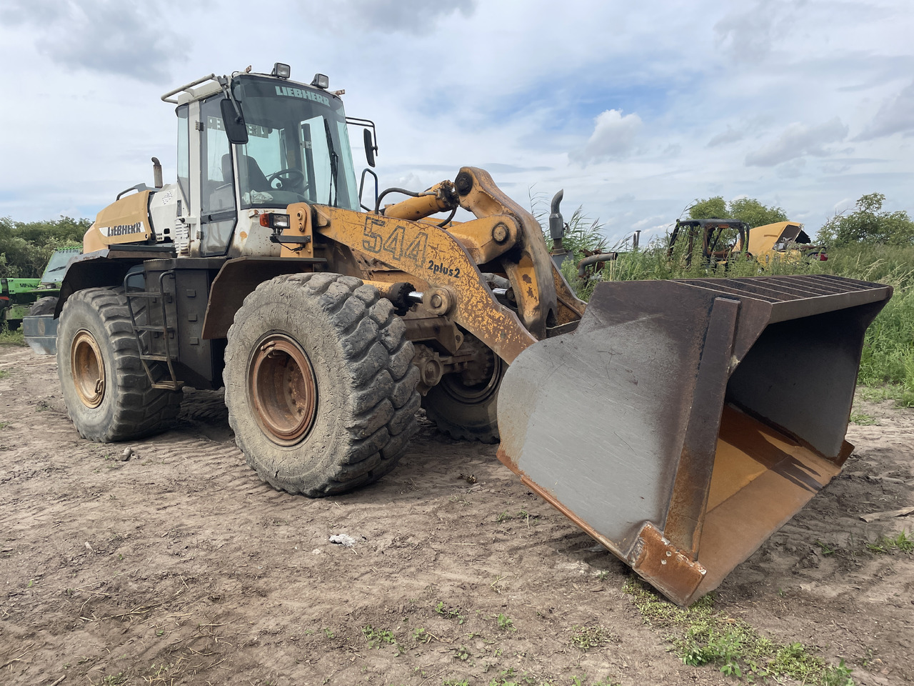 Liebherr L544 - na części - most kabina skrzynia biegów silnik - Menjač za Poljoprivredna mašina: slika 2 Liebherr L544 - na części - most kabina skrzynia biegów silnik - Menjač za Poljoprivredna mašina: slika 2