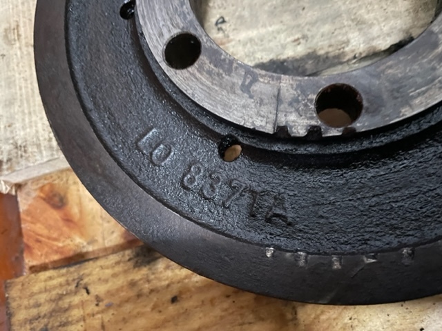 Liebherr d926 ti-e tłumik drgań koło Pasowe i inne części - Radilica za Građevinska mašina: slika 1 Liebherr d926 ti-e tłumik drgań koło Pasowe i inne części - Radilica za Građevinska mašina: slika 1