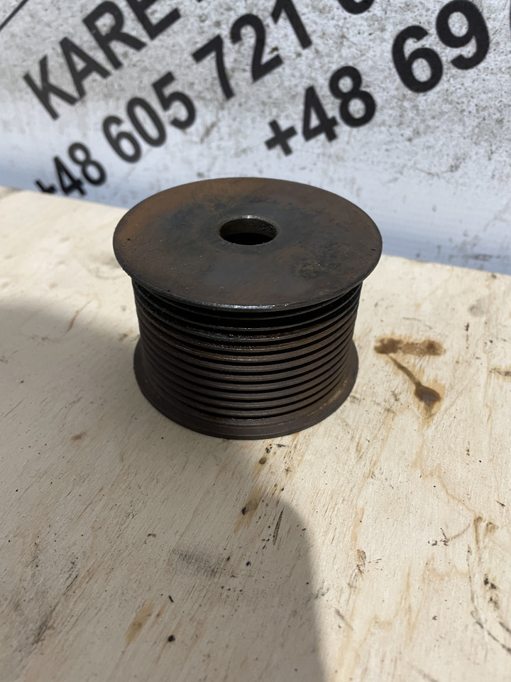 MAN Fendt 930 - koło pasowe rolka alternatora F920901010020 - Alternator za Poljoprivredna mašina: slika 3 MAN Fendt 930 - koło pasowe rolka alternatora F920901010020 - Alternator za Poljoprivredna mašina: slika 3