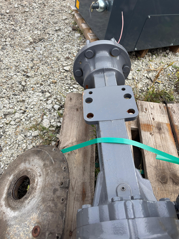 MT-L 3015-II Dyfer Dyferencjał Mechanizm Różnicowy Atak Wał CZĘŚCI - Diferencijalna brzina za Poljoprivredna mašina: slika 1 MT-L 3015-II Dyfer Dyferencjał Mechanizm Różnicowy Atak Wał CZĘŚCI - Diferencijalna brzina za Poljoprivredna mašina: slika 1