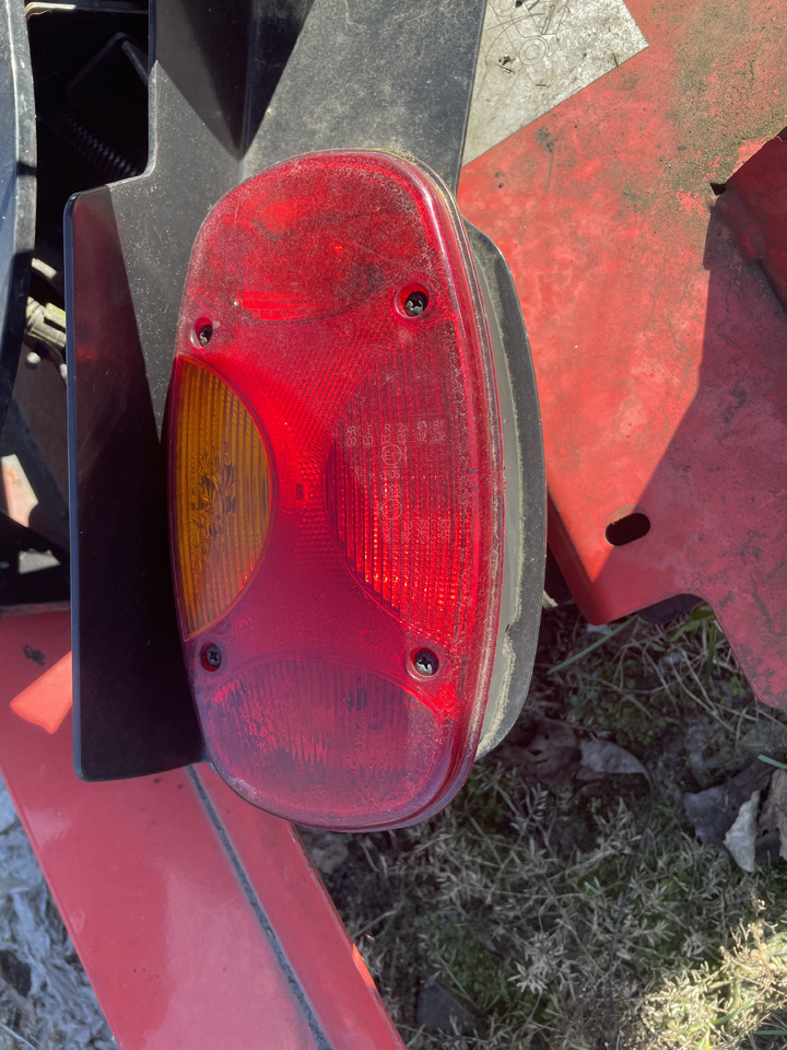 Manitou 735 - lampy tylne - Zadnja svetla za Oprema za rukovanje materijalima: slika 1 Manitou 735 - lampy tylne - Zadnja svetla za Oprema za rukovanje materijalima: slika 1