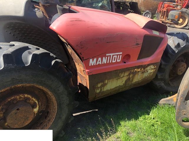 Manitou - Klapa Silnika - Hauba za Poljoprivredna mašina: slika 1 Manitou - Klapa Silnika - Hauba za Poljoprivredna mašina: slika 1