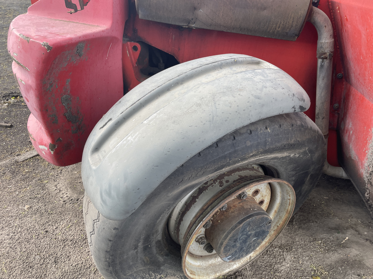 Manitou MHT 860 - części - błotniki drzwi kabina - Vrata i delovi za Poljoprivredna mašina: slika 5 Manitou MHT 860 - części - błotniki drzwi kabina - Vrata i delovi za Poljoprivredna mašina: slika 5