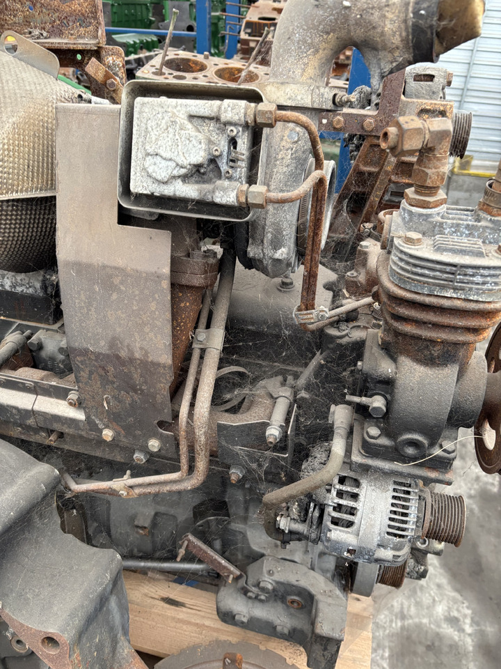 Massey Ferguson 7618 Silnik CZĘŚCI 453084168 - Motor i delovi za Poljoprivredna mašina: slika 3 Massey Ferguson 7618 Silnik CZĘŚCI 453084168 - Motor i delovi za Poljoprivredna mašina: slika 3