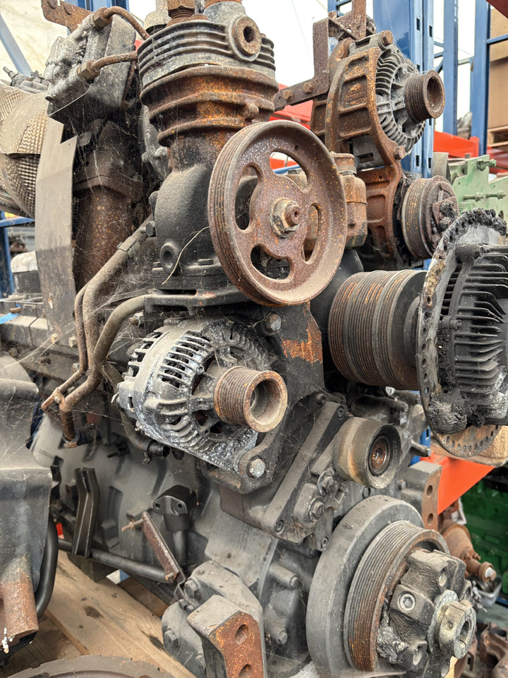 Massey Ferguson 7618 Silnik CZĘŚCI 453084168 - Motor i delovi za Poljoprivredna mašina: slika 2 Massey Ferguson 7618 Silnik CZĘŚCI 453084168 - Motor i delovi za Poljoprivredna mašina: slika 2