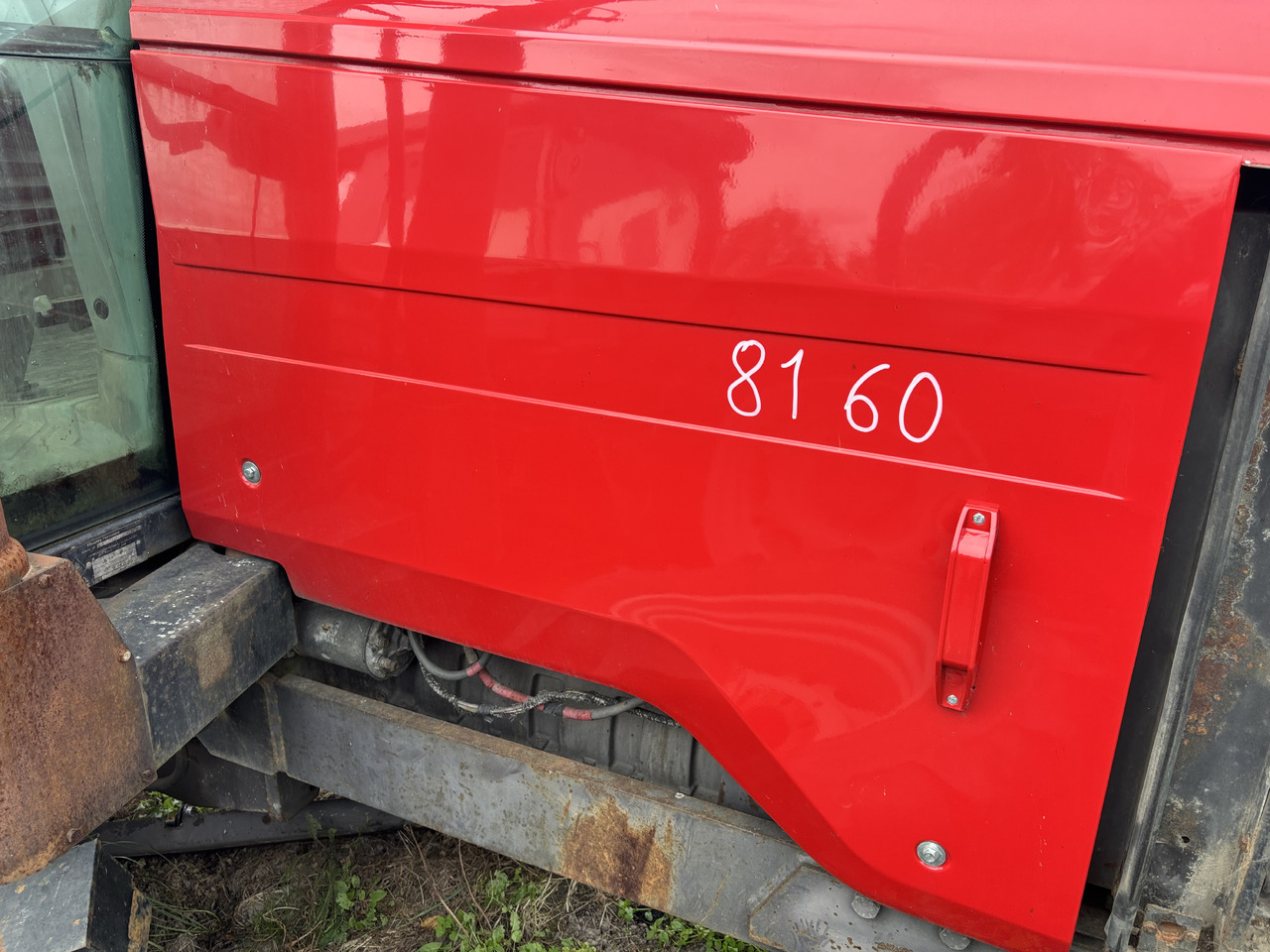 Massey Ferguson 8160 Prawa Obudowa Pokrywa Maska Boczek CZĘŚCI 3713233M91 - Karoserija i eksterijer za Poljoprivredna mašina: slika 1 Massey Ferguson 8160 Prawa Obudowa Pokrywa Maska Boczek CZĘŚCI 3713233M91 - Karoserija i eksterijer za Poljoprivredna mašina: slika 1