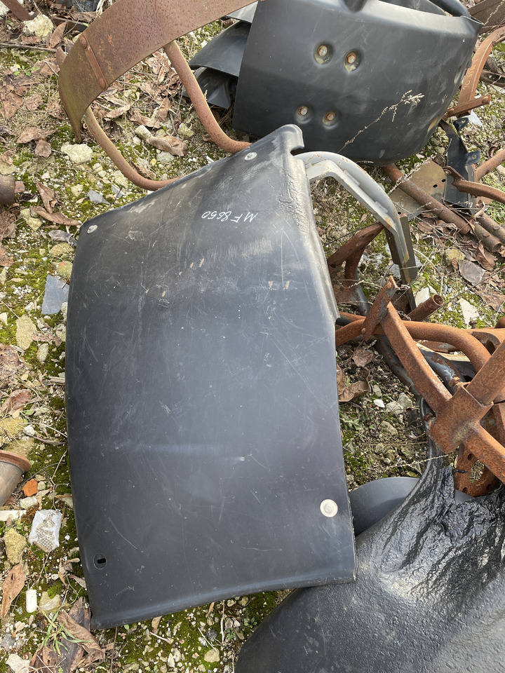 Massey Fergusson 8650 - błotnik ramię błotnika - Blatobran: slika 1 Massey Fergusson 8650 - błotnik ramię błotnika - Blatobran: slika 1