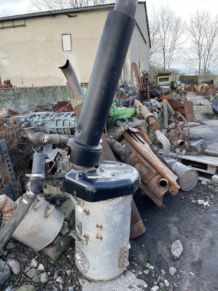 Massey Fergusson 8670 - wydech tłumik - Prigušivač za Poljoprivredna mašina: slika 1 Massey Fergusson 8670 - wydech tłumik - Prigušivač za Poljoprivredna mašina: slika 1