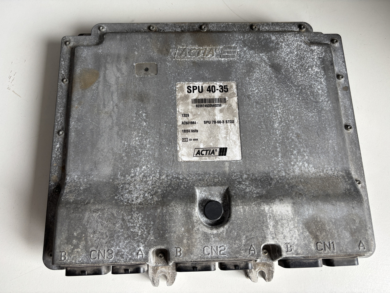 Moduł sterownik Terex Actia SPU 40-35 AC921984 70-66-3 STD2 12/24V 920974530960259 - Upravljačka jedinica za Poljoprivredna mašina: slika 1 Moduł sterownik Terex Actia SPU 40-35 AC921984 70-66-3 STD2 12/24V 920974530960259 - Upravljačka jedinica za Poljoprivredna mašina: slika 1