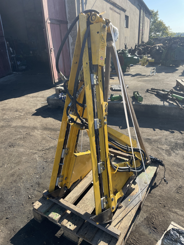 New Holland heder Vario - kosy boczne - Bočni mulčer: slika 4 New Holland heder Vario - kosy boczne - Bočni mulčer: slika 4