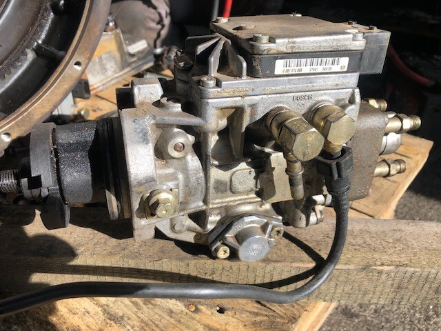 Pompa BOSCH: 0470004014 0986444516 PERKINS: 2644N204 - Pumpa za gorivo za Poljoprivredna mašina: slika 1 Pompa BOSCH: 0470004014 0986444516 PERKINS: 2644N204 - Pumpa za gorivo za Poljoprivredna mašina: slika 1