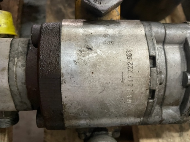 Pompa zębata Rexroth 0510466304 51517222962/1517222963/1517222452 - Hidraulična pumpa za Građevinska mašina: slika 3 Pompa zębata Rexroth 0510466304 51517222962/1517222963/1517222452 - Hidraulična pumpa za Građevinska mašina: slika 3