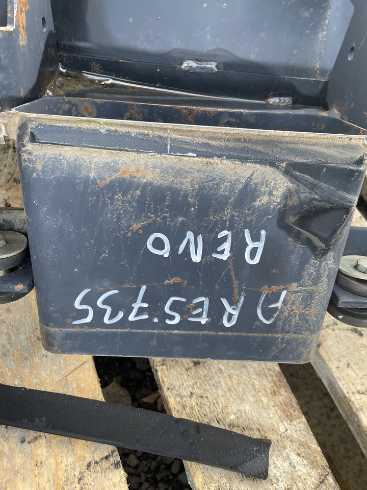 Renault Claas Ares 735 - chłodnica 7700046130 - Radijator za Poljoprivredna mašina: slika 3 Renault Claas Ares 735 - chłodnica 7700046130 - Radijator za Poljoprivredna mašina: slika 3