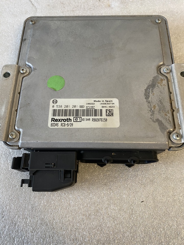 Rexroth R902076150 0 538 201 201 - Upravljačka jedinica za Poljoprivredna mašina: slika 1 Rexroth R902076150 0 538 201 201 - Upravljačka jedinica za Poljoprivredna mašina: slika 1