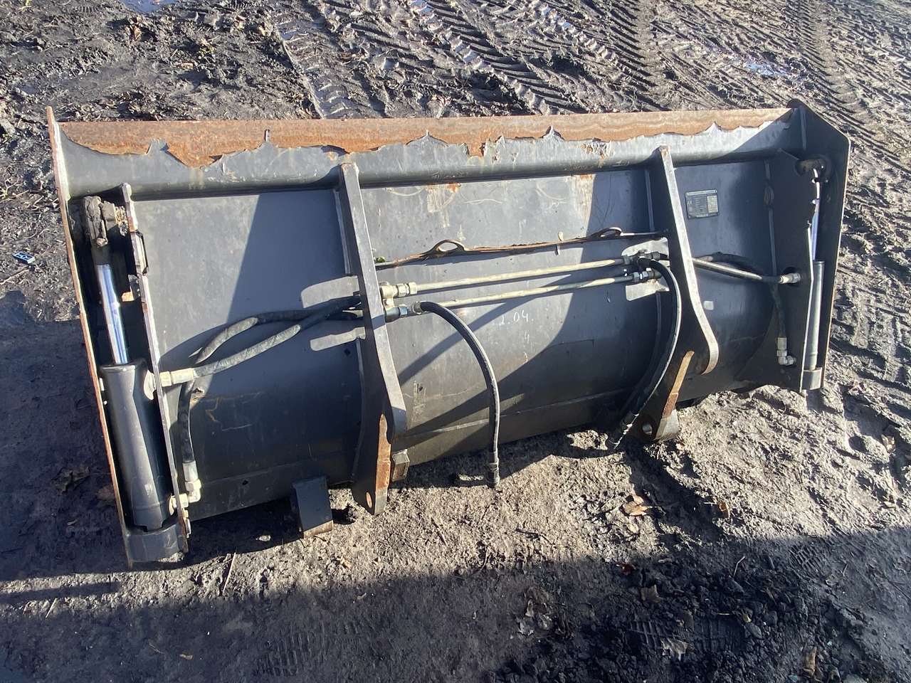 Volvo L30G  - Zwolnica - Zwrotnica - Półoś - Skrzynia - Silnik - Siłowniki - Rezervni deo za Građevinska mašina: slika 3 Volvo L30G  - Zwolnica - Zwrotnica - Półoś - Skrzynia - Silnik - Siłowniki - Rezervni deo za Građevinska mašina: slika 3