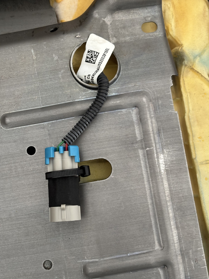 Siedzisko Skórzane John Deere Materiałowe Oryginał RE174401 - Sedište za Poljoprivredna mašina: slika 3 Siedzisko Skórzane John Deere Materiałowe Oryginał RE174401 - Sedište za Poljoprivredna mašina: slika 3