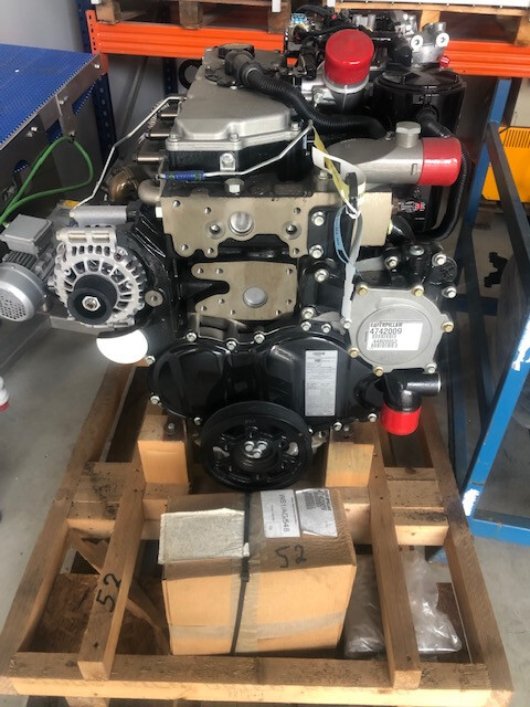 Silnik Caterpillar Cat C4.4 Acert Perkins 106 kW 145 KM (turbina) - Turbo za Poljoprivredna mašina: slika 2 Silnik Caterpillar Cat C4.4 Acert Perkins 106 kW 145 KM (turbina) - Turbo za Poljoprivredna mašina: slika 2