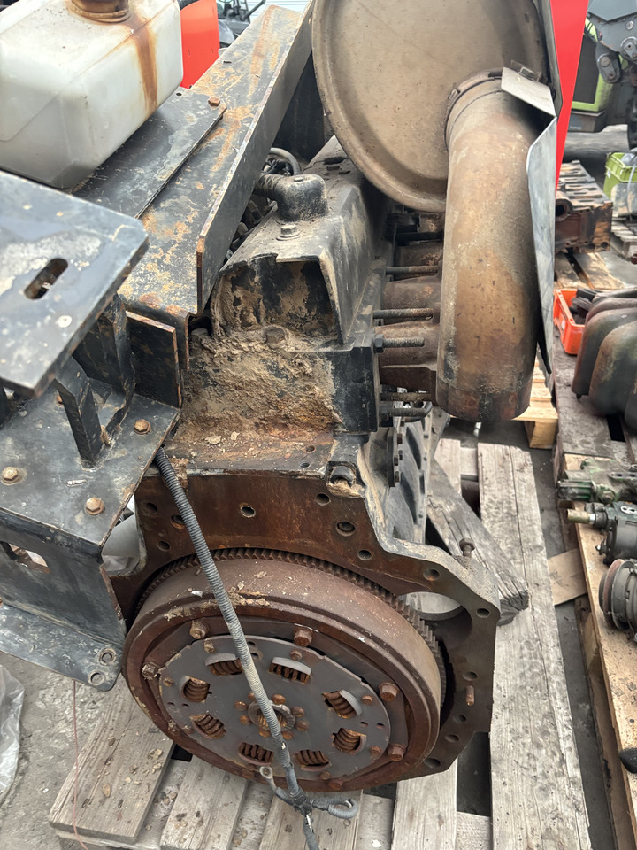 Sisu Diesel 74 234 ETA 181 5SIDL07.4G4A Silnik Słupek Blok Kolektor Koło Zamachowe Pokrywa CZĘŚCI - Zamajac za Poljoprivredna mašina: slika 5 Sisu Diesel 74 234 ETA 181 5SIDL07.4G4A Silnik Słupek Blok Kolektor Koło Zamachowe Pokrywa CZĘŚCI - Zamajac za Poljoprivredna mašina: slika 5