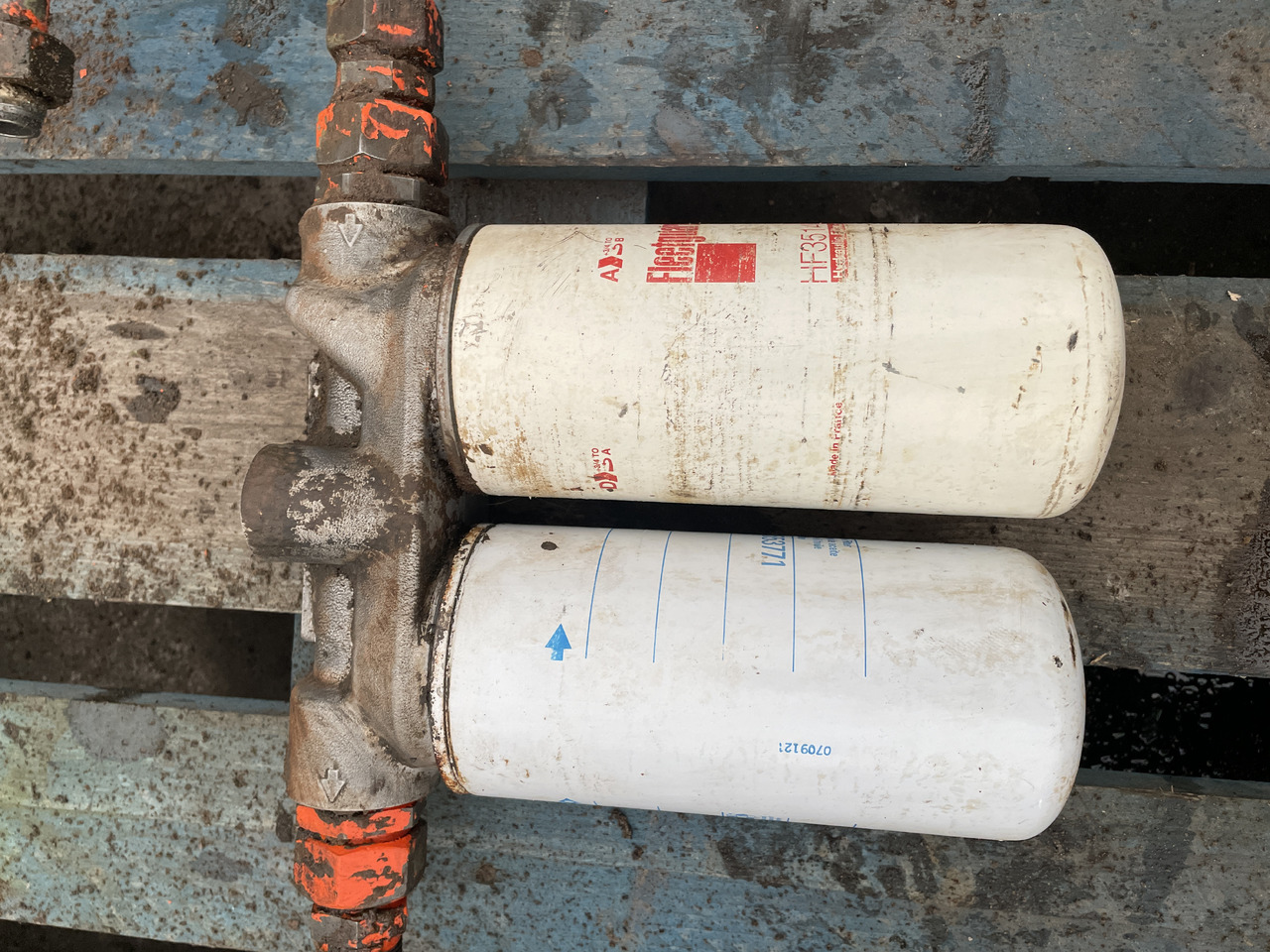 ZF 4PW45H1 Zettelmayer Volvo - skrzynia biegów - podstawa filtrów hydrauliki - Menjač za Poljoprivredna mašina: slika 1 ZF 4PW45H1 Zettelmayer Volvo - skrzynia biegów - podstawa filtrów hydrauliki - Menjač za Poljoprivredna mašina: slika 1