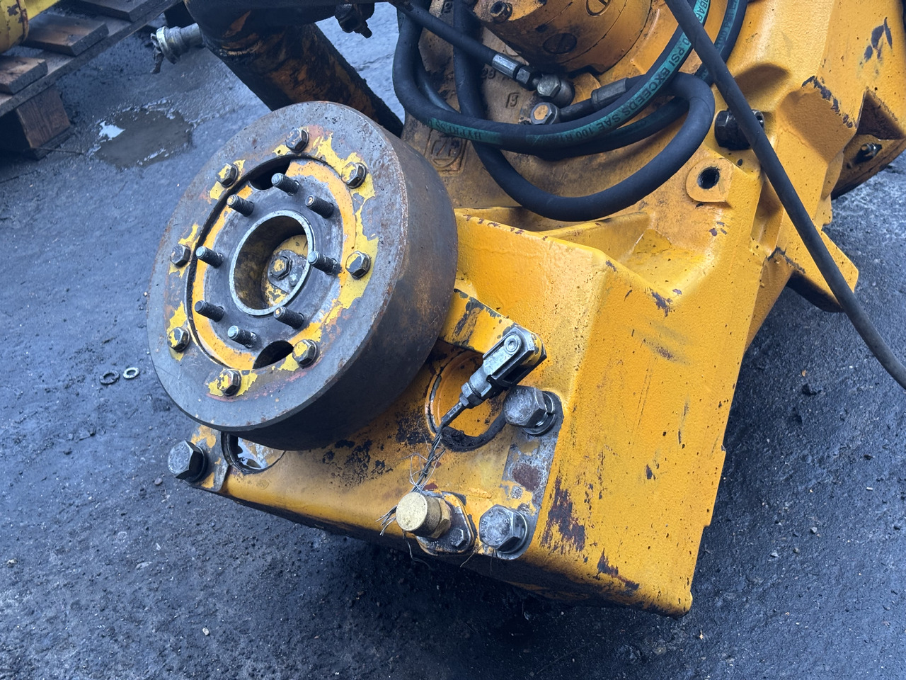 ZF 4WG180 4 WG 180 Skrzynia biegów 4WG150 4WG160 4WG190 Betonomieszarka - Menjač za Poljoprivredna mašina: slika 2 ZF 4WG180 4 WG 180 Skrzynia biegów 4WG150 4WG160 4WG190 Betonomieszarka - Menjač za Poljoprivredna mašina: slika 2