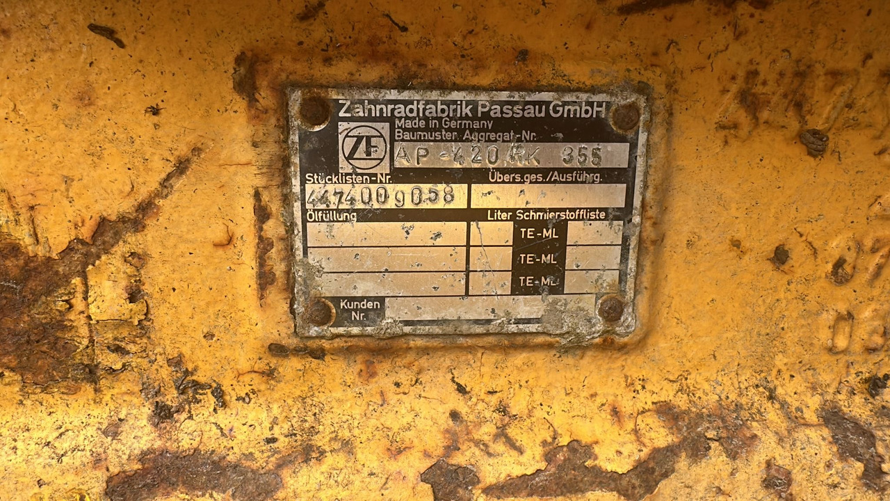 Zettelmeyer ZL5002 - most ZF AP-420 4474009058 - Osovina i delovi za Građevinska mašina: slika 2 Zettelmeyer ZL5002 - most ZF AP-420 4474009058 - Osovina i delovi za Građevinska mašina: slika 2