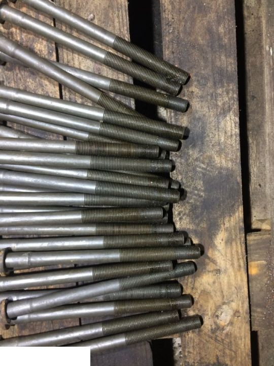 Śruba śruby głowicy Man d20 , man tga - Zaglavlje motora za Kamion: slika 1 Śruba śruby głowicy Man d20 , man tga - Zaglavlje motora za Kamion: slika 1