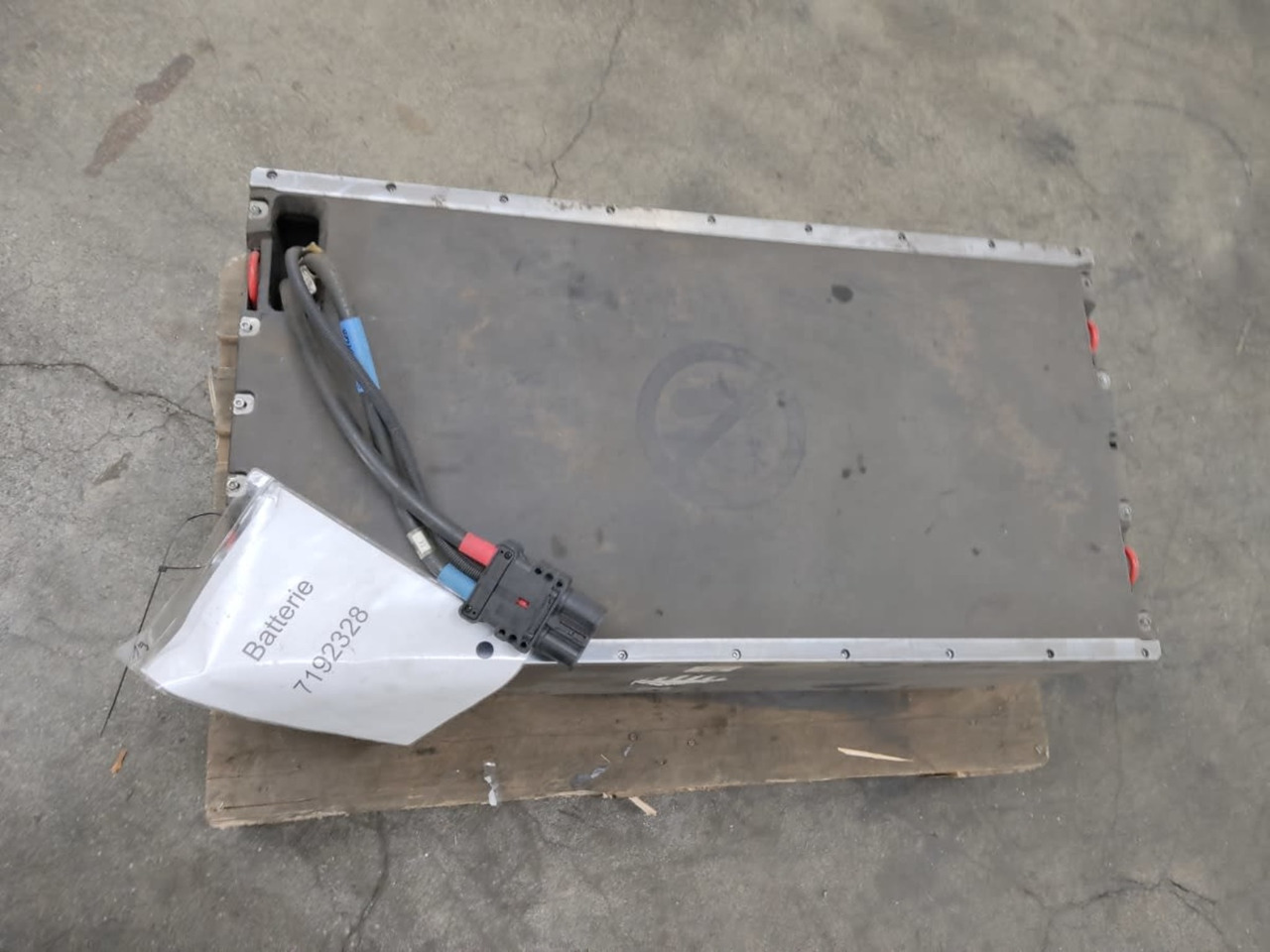 Battery BMZ 48V 268Ah/LiIon - Baterija za Oprema za rukovanje materijalima: slika 4 Battery BMZ 48V 268Ah/LiIon - Baterija za Oprema za rukovanje materijalima: slika 4