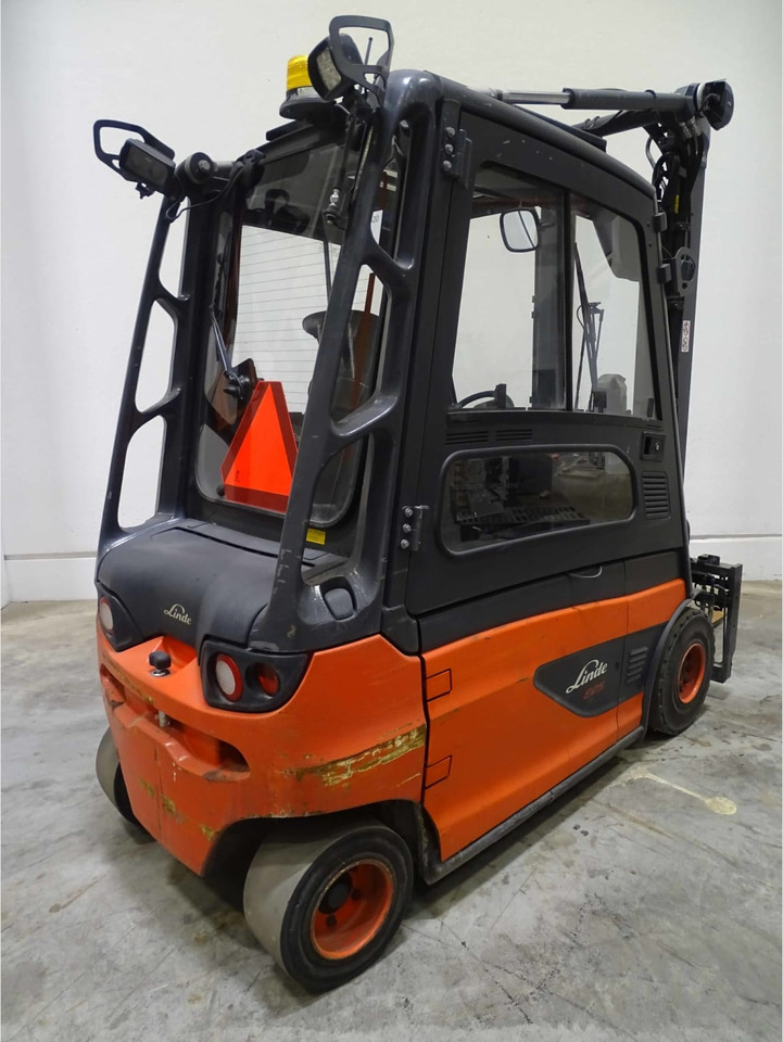 Linde E25L-01 - Električni viljuškar: slika 3 Linde E25L-01 - Električni viljuškar: slika 3