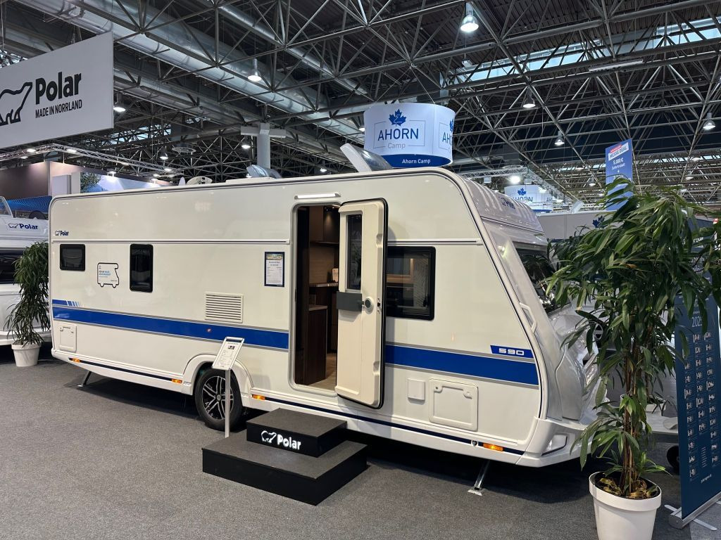 Polar Blueline 590 BFW WINTERFEST MODELL 2025 - Kamp prikolica: slika 1 Polar Blueline 590 BFW WINTERFEST MODELL 2025 - Kamp prikolica: slika 1