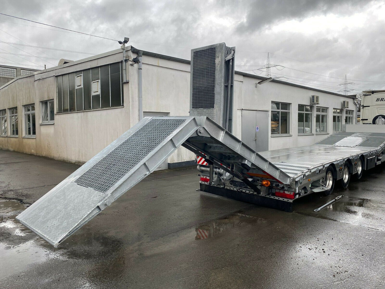 VEGA Verzinkt+LIFT+LENKACHSE+LED - Niska poluprikolica za prevoz: slika 2 VEGA Verzinkt+LIFT+LENKACHSE+LED - Niska poluprikolica za prevoz: slika 2