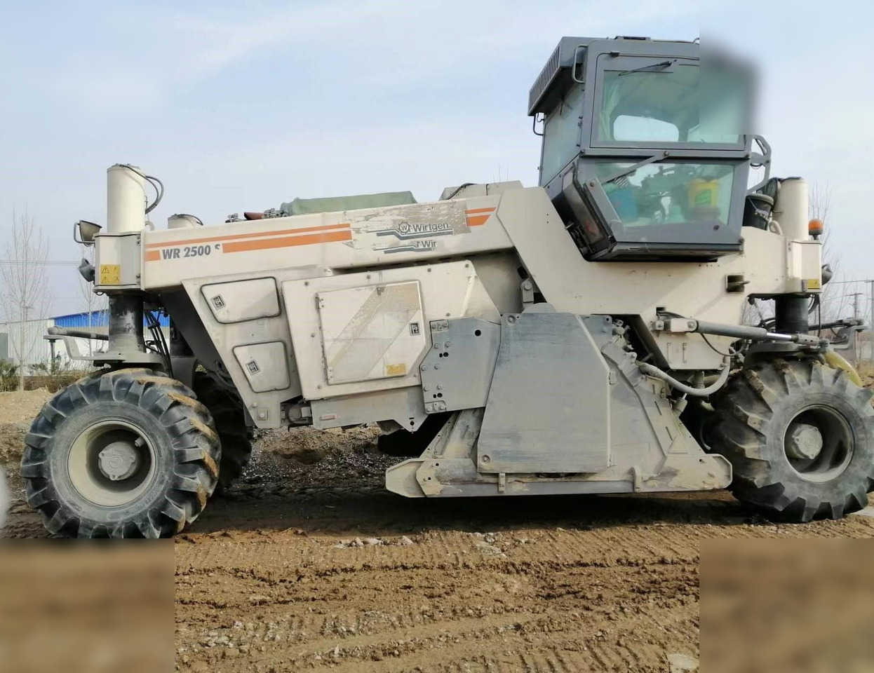 2010 WIRTGEN WR2500S - Stabilizator zemljišta: slika 2 2010 WIRTGEN WR2500S - Stabilizator zemljišta: slika 2