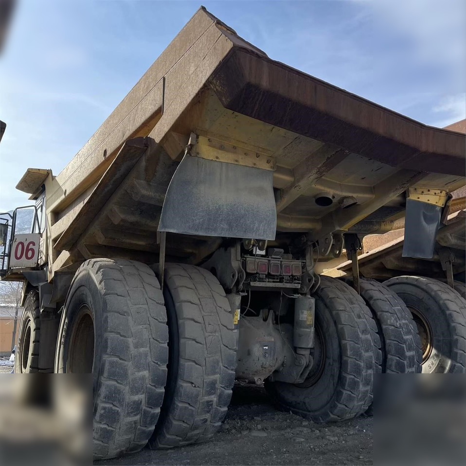 2011 KOMATSU HD465-7 - Kiper sa krutom šasijom/ Kiper za kamen: slika 3 2011 KOMATSU HD465-7 - Kiper sa krutom šasijom/ Kiper za kamen: slika 3