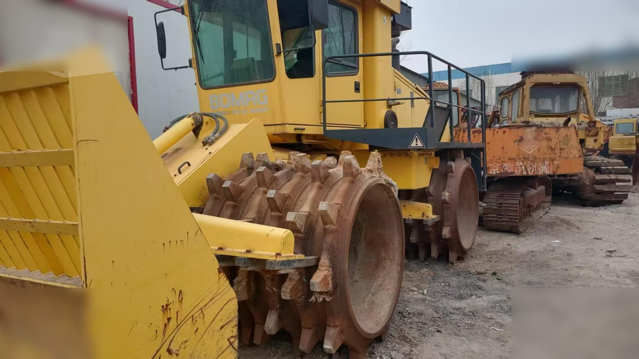 2012 BOMAG BC672RB-2 - Kompaktor: slika 2 2012 BOMAG BC672RB-2 - Kompaktor: slika 2