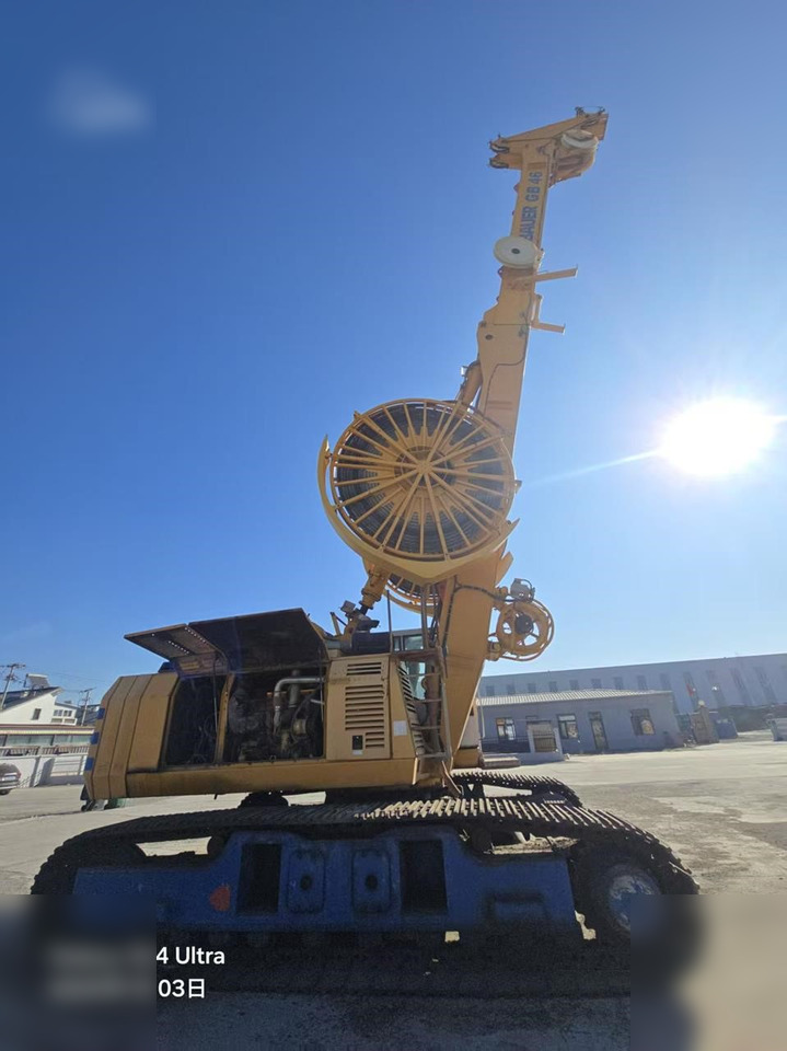 2013 BAUER GB46 - Veliki kamon za bušenje: slika 1 2013 BAUER GB46 - Veliki kamon za bušenje: slika 1