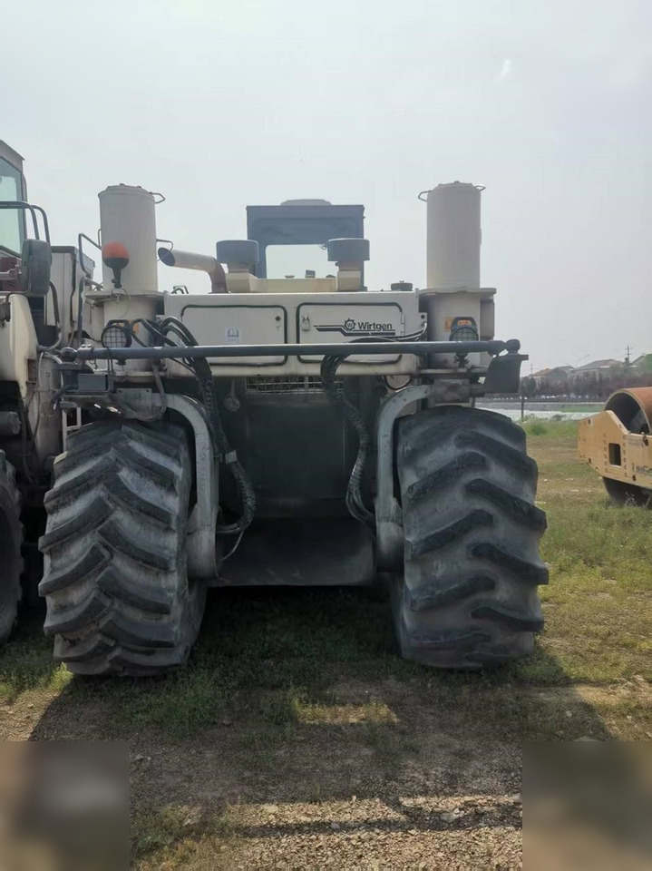 WIRTGEN WR2500 - Stabilizator zemljišta: slika 5 WIRTGEN WR2500 - Stabilizator zemljišta: slika 5