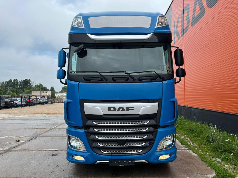 DAF XF 530 CHASSI L=5750 - Kamion sa golom šasijom i zatvorenom kabinom: slika 1 DAF XF 530 CHASSI L=5750 - Kamion sa golom šasijom i zatvorenom kabinom: slika 1