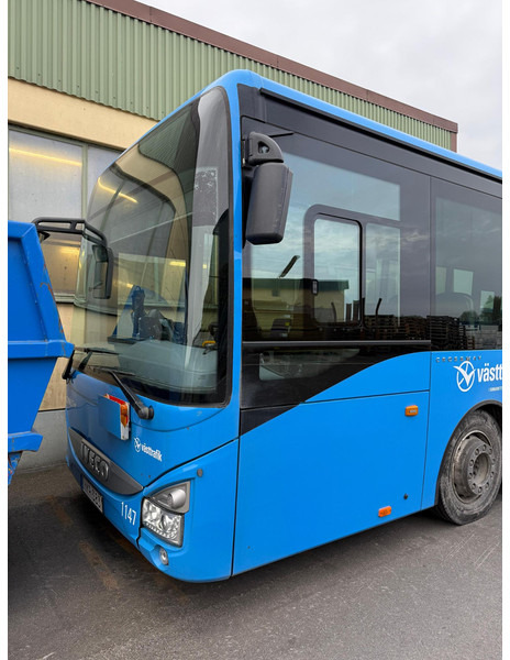 Iveco Crossway LE 4x2 ARRIVING IN TWO WEEKS / AC / AUXILIARY HEATING - Gradski autobus: slika 2 Iveco Crossway LE 4x2 ARRIVING IN TWO WEEKS / AC / AUXILIARY HEATING - Gradski autobus: slika 2