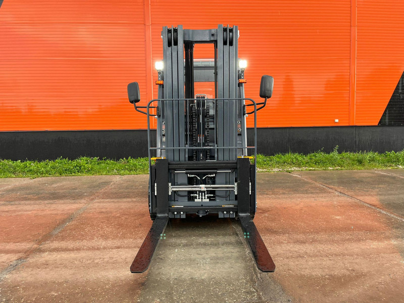 Jac CPCD 35 J NEW ! / RATED CAPACITY 3500 kg / LIFTING HEIGHT 4800 mm - Dizel viljuškar: slika 3 Jac CPCD 35 J NEW ! / RATED CAPACITY 3500 kg / LIFTING HEIGHT 4800 mm - Dizel viljuškar: slika 3